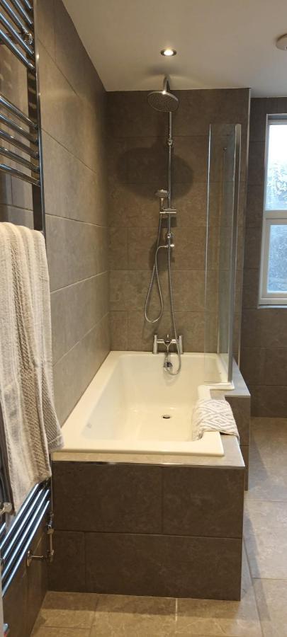 Rydal House 2 Bedroom House With Upstairs Bathroom Ньютон-ле-Уиллоус Экстерьер фото