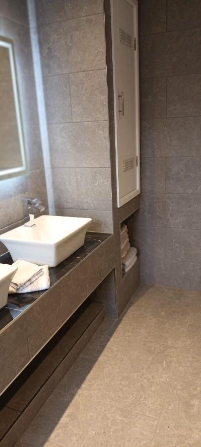 Rydal House 2 Bedroom House With Upstairs Bathroom Ньютон-ле-Уиллоус Экстерьер фото