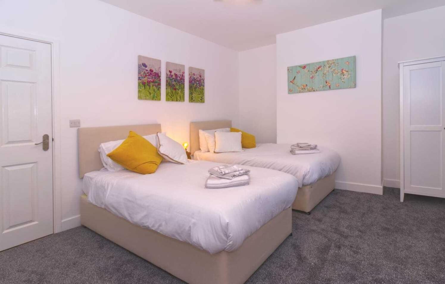 Rydal House 2 Bedroom House With Upstairs Bathroom Ньютон-ле-Уиллоус Номер фото