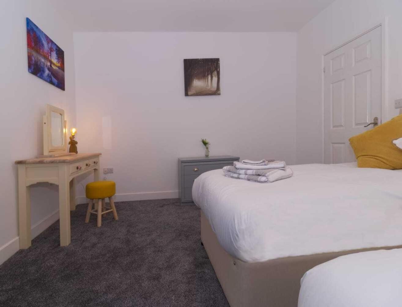 Rydal House 2 Bedroom House With Upstairs Bathroom Ньютон-ле-Уиллоус Номер фото